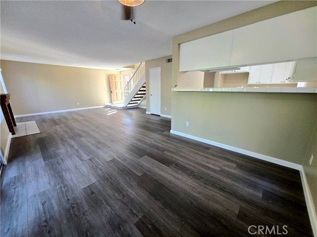 1711 Glenview Drive, Perris, CA 92571