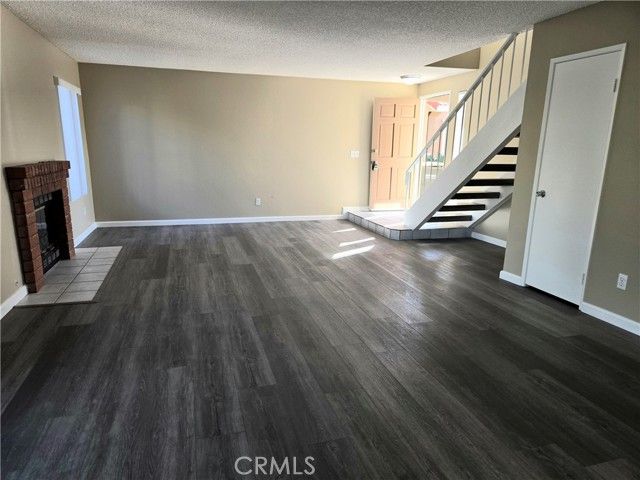 1711 Glenview Drive, Perris, CA 92571