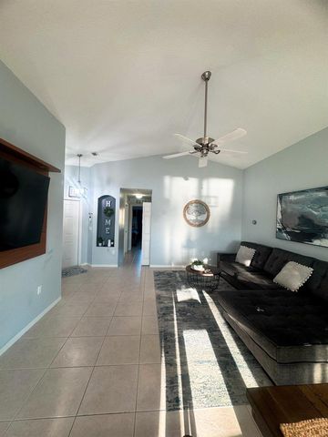 532 SW Indian Key Drive, Port St. Lucie, FL 34986