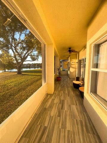 532 SW Indian Key Drive, Port St. Lucie, FL 34986