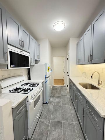 2925 Mathews Ave 2H, Bronx, NY 10467