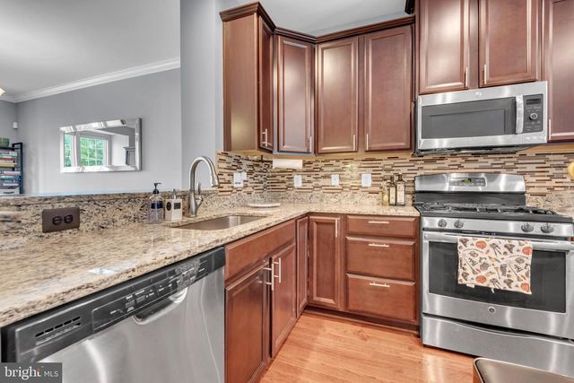 11681 EMERALD GREEN DR, Clarksburg, MD 20871