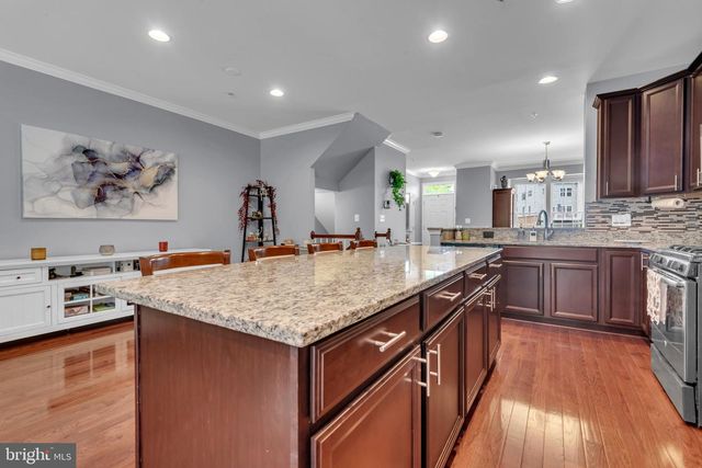 11681 EMERALD GREEN DR, Clarksburg, MD 20871