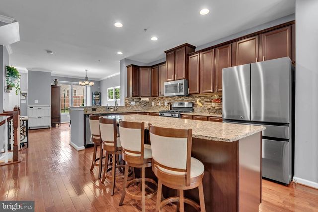 11681 EMERALD GREEN DR, Clarksburg, MD 20871