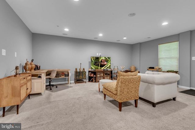 11681 EMERALD GREEN DR, Clarksburg, MD 20871