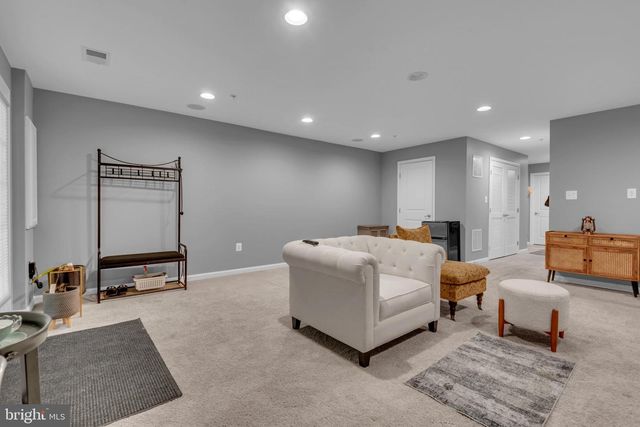 11681 EMERALD GREEN DR, Clarksburg, MD 20871