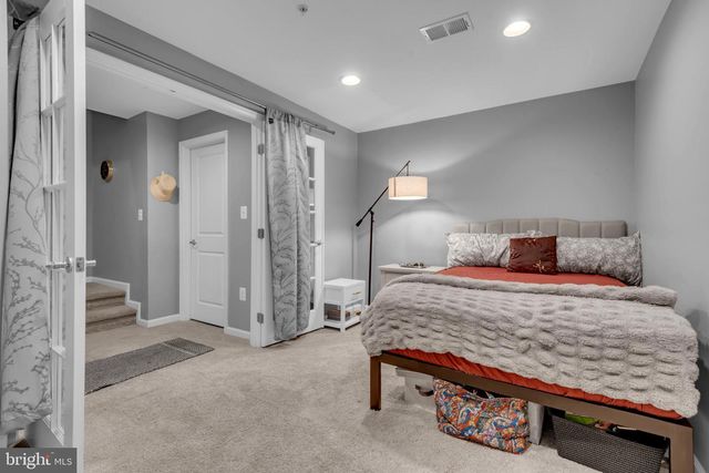11681 EMERALD GREEN DR, Clarksburg, MD 20871
