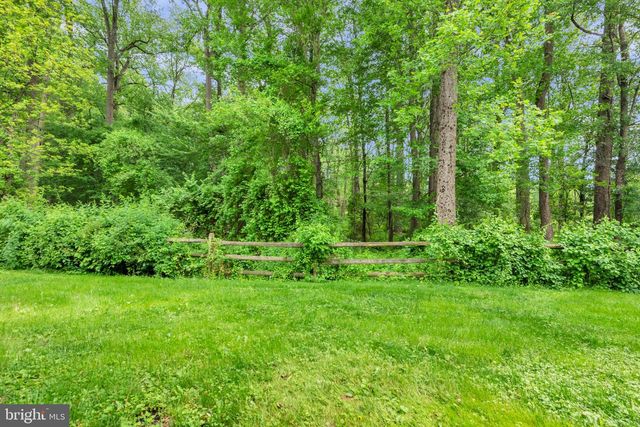 11681 EMERALD GREEN DR, Clarksburg, MD 20871