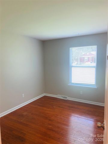 4544 Valeview Lane, Charlotte, NC 28269