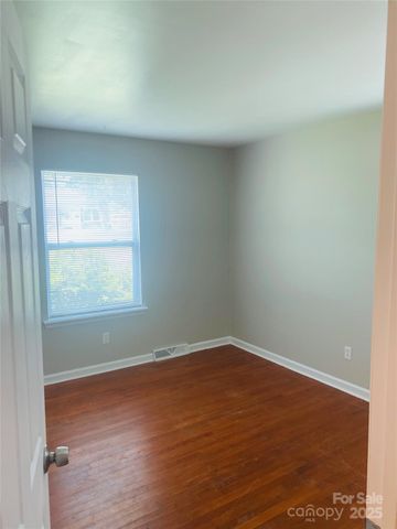 4544 Valeview Lane, Charlotte, NC 28269