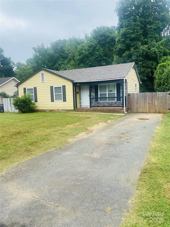4544 Valeview Lane, Charlotte, NC 28269