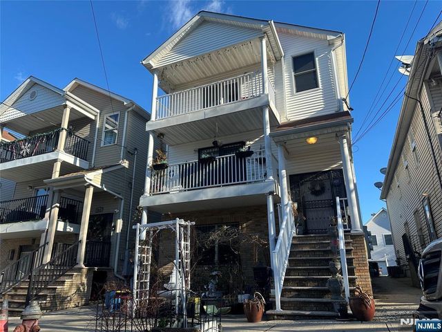 260 Custer Avenue 2, Jersey City, NJ 07305