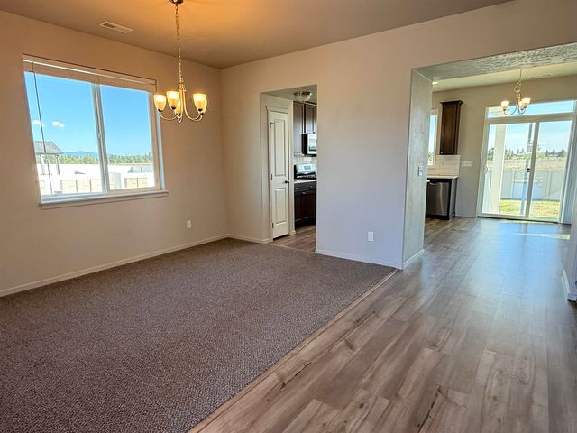 1734 E C St, Deer Park, WA 99006