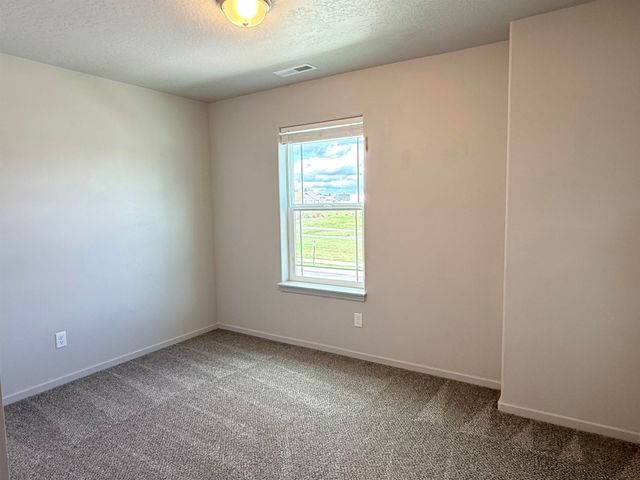 1734 E C St, Deer Park, WA 99006