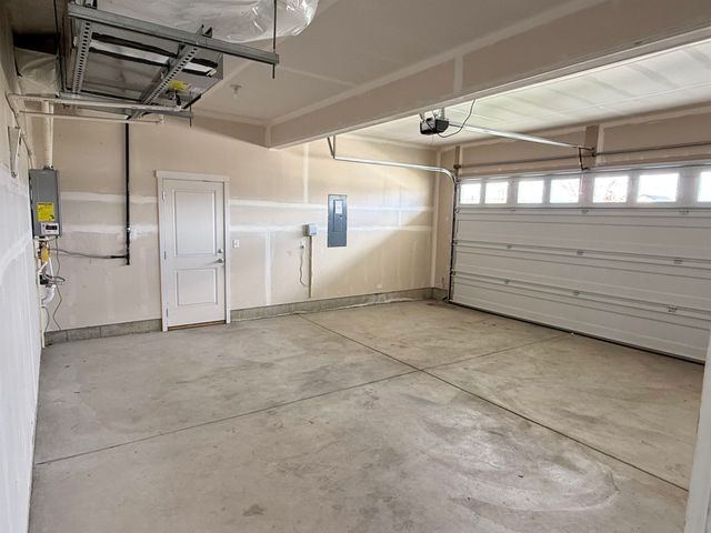 1734 E C St, Deer Park, WA 99006