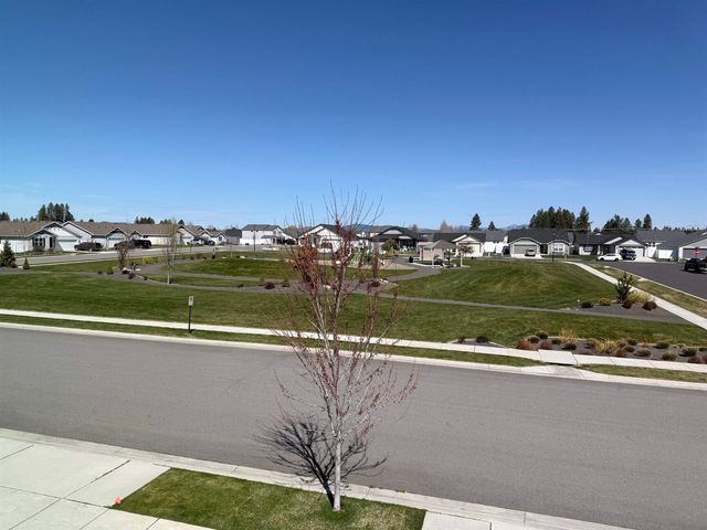 1734 E C St, Deer Park, WA 99006