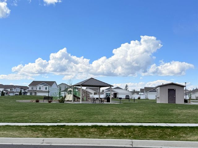 1734 E C St, Deer Park, WA 99006