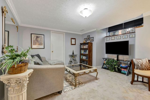 35 Springhouse Drive, Cold Spring, KY 41076