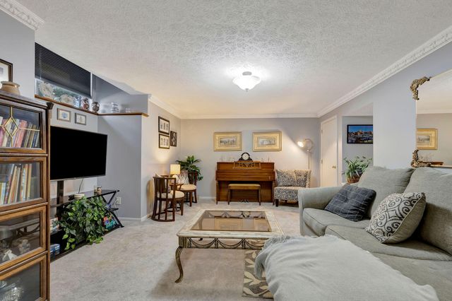 35 Springhouse Drive, Cold Spring, KY 41076