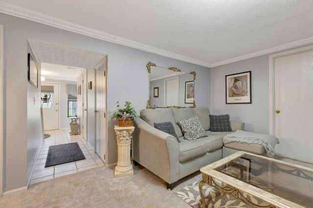 35 Springhouse Drive, Cold Spring, KY 41076