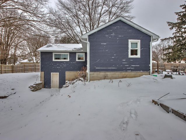 1401 Rumely Street, La Porte, IN 46350