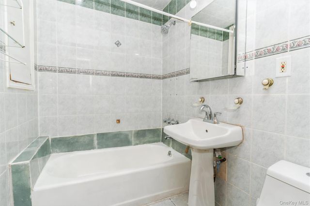 9312 Avenue M 2, Brooklyn, NY 11236