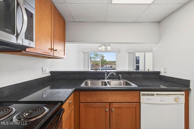 3230 Cumberland Road, 78, Ocean Springs, MS 39564