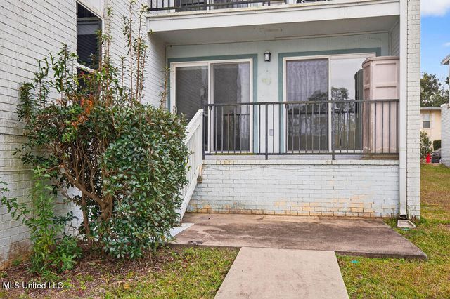 3230 Cumberland Road, 78, Ocean Springs, MS 39564