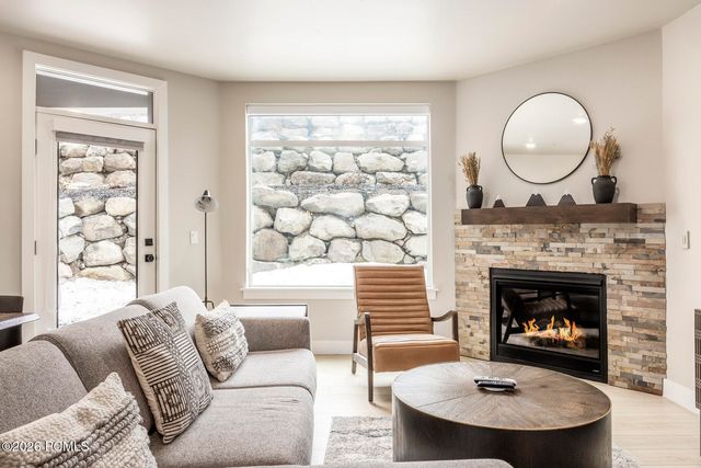 909 W Peace Tree Trail 206, Heber City, UT 84032