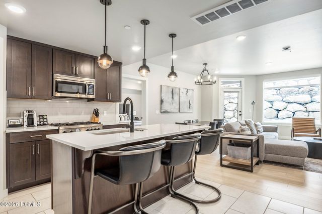 909 W Peace Tree Trail 206, Heber City, UT 84032