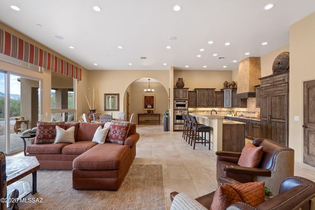38156 S Santa Monica Trail, Tucson, AZ 85739