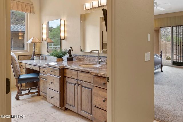 38156 S Santa Monica Trail, Tucson, AZ 85739