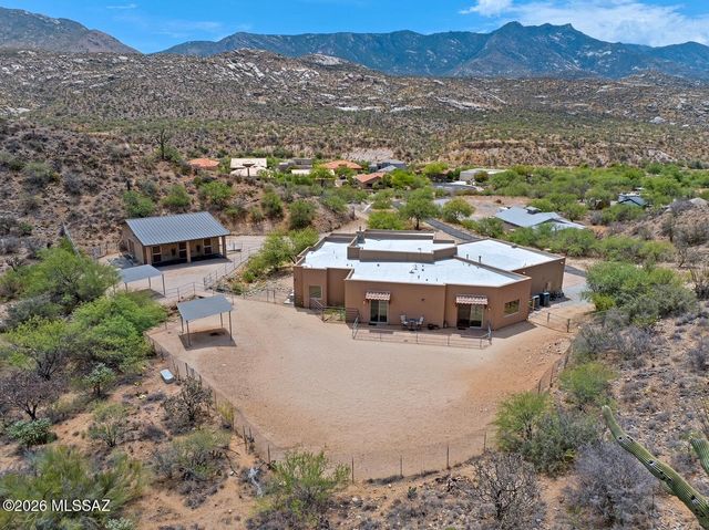 38156 S Santa Monica Trail, Tucson, AZ 85739