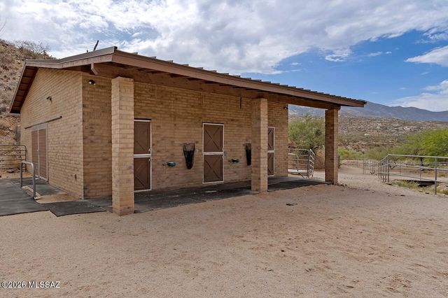 38156 S Santa Monica Trail, Tucson, AZ 85739