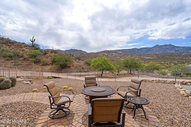 38156 S Santa Monica Trail, Tucson, AZ 85739