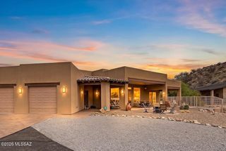 38156 S Santa Monica Trail, Tucson, AZ 85739