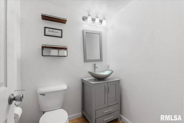 160 Lebeau Street, New Berlin, IL 62670