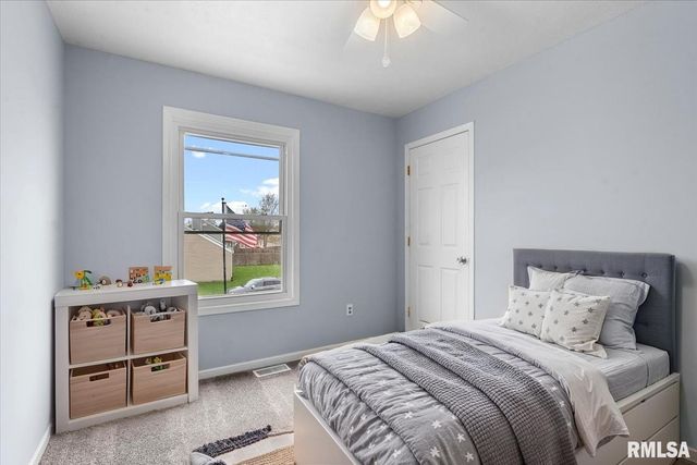 160 Lebeau Street, New Berlin, IL 62670