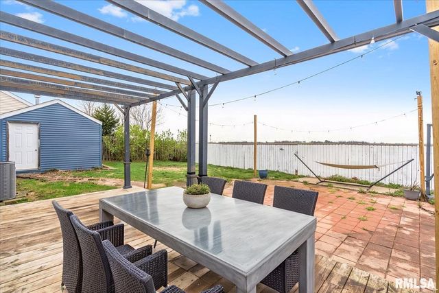 160 Lebeau Street, New Berlin, IL 62670