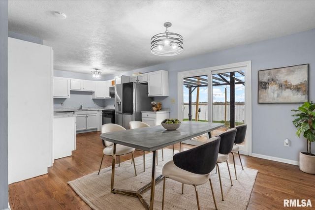 160 Lebeau Street, New Berlin, IL 62670