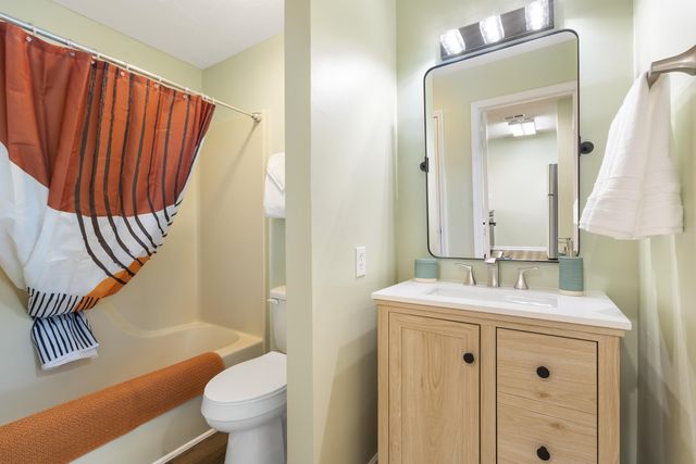 257 Clubhouse Drive 10, Branson, MO 65616