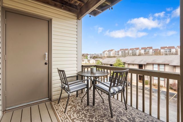 257 Clubhouse Drive 10, Branson, MO 65616