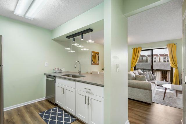 257 Clubhouse Drive 10, Branson, MO 65616