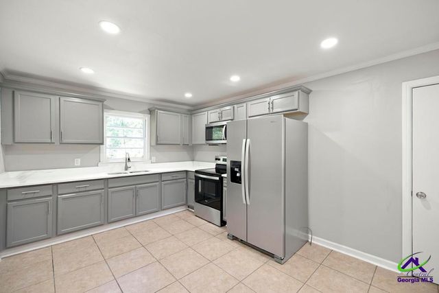 1157 Lamont Street, Macon, GA 31204