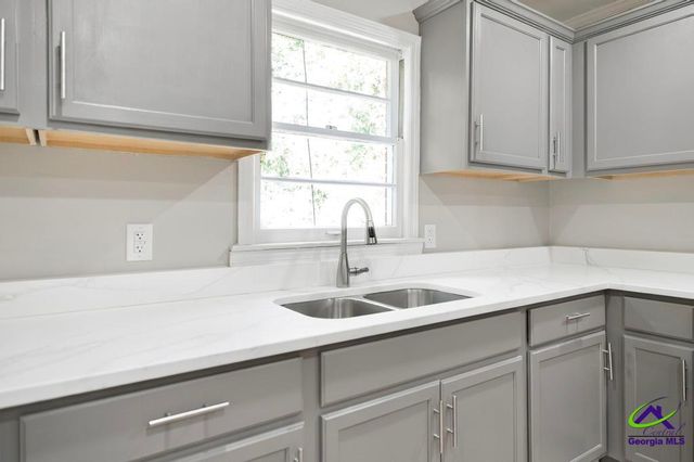 1157 Lamont Street, Macon, GA 31204