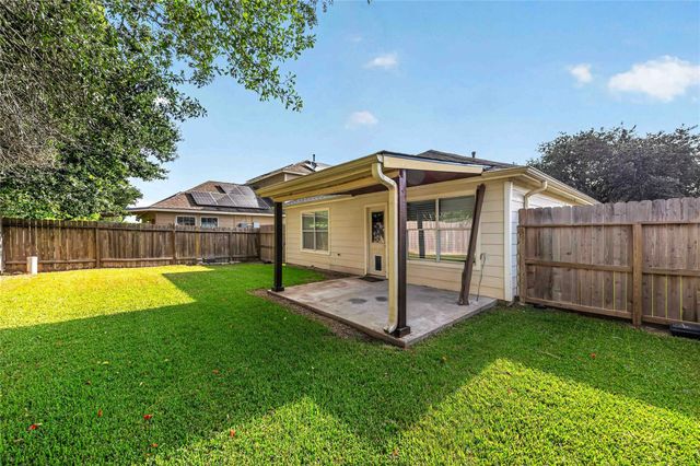 1930 Adobe Stone Drive, Humble, TX 77396