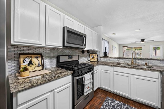 1930 Adobe Stone Drive, Humble, TX 77396
