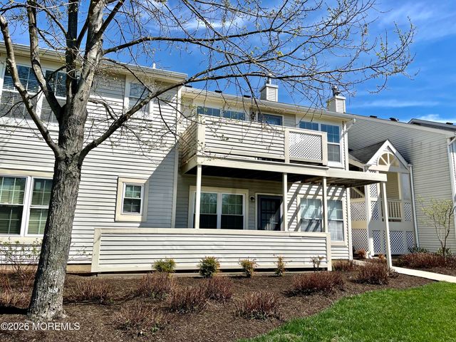 162 Pinetree Court, Howell, NJ 07731