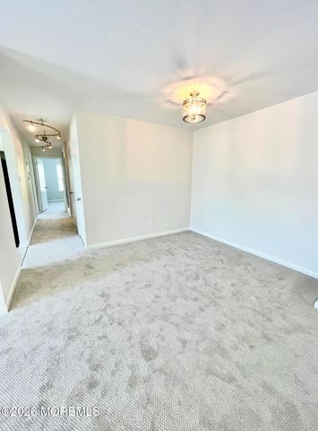 162 Pinetree Court, Howell, NJ 07731