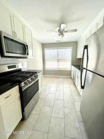 162 Pinetree Court, Howell, NJ 07731